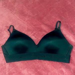 Wear Everywhere 💚 Wireless Push Up Bra